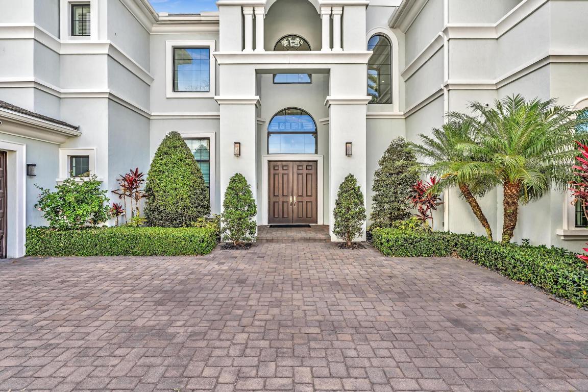 ROYAL PALM POLO - Residential