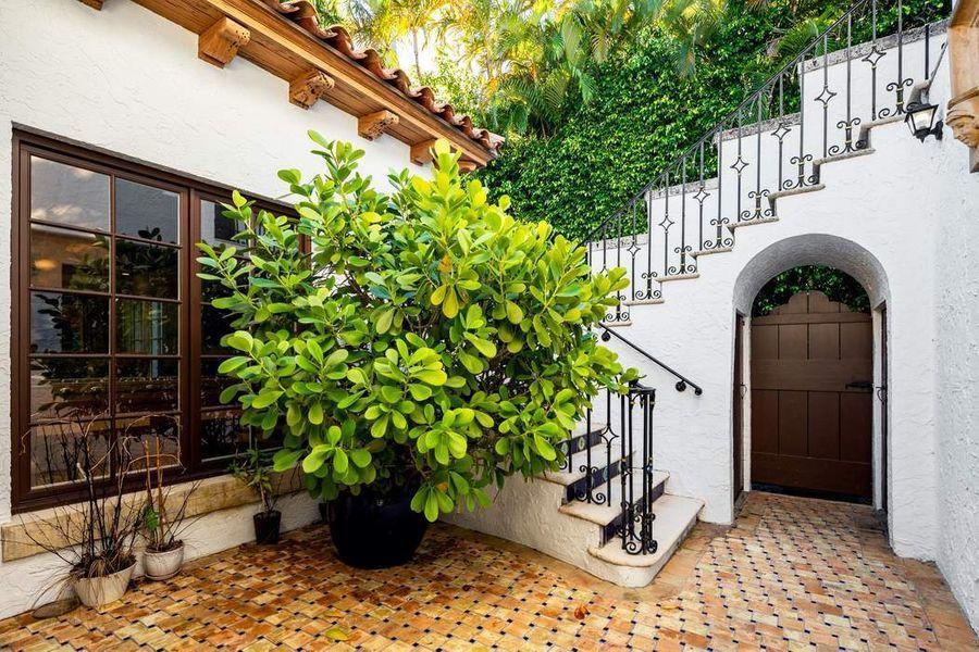 PRIMAVERA ESTATES (MIDDLE SEC) - Residential