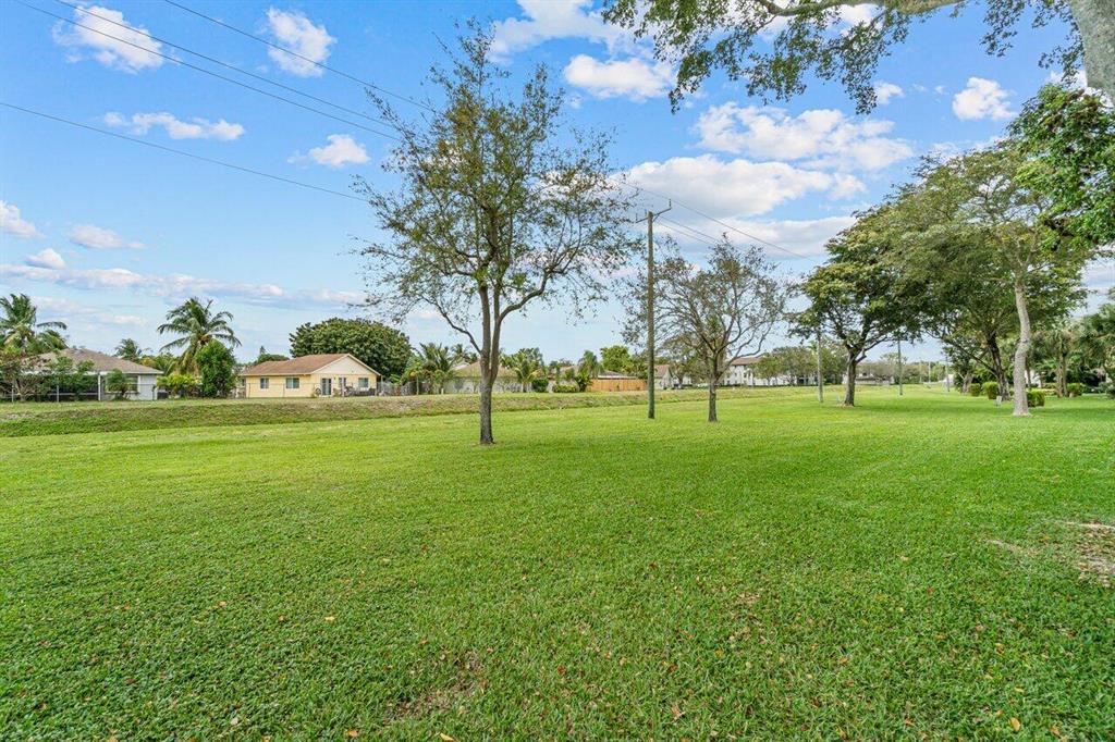 BANYAN SPRINGS - Residential