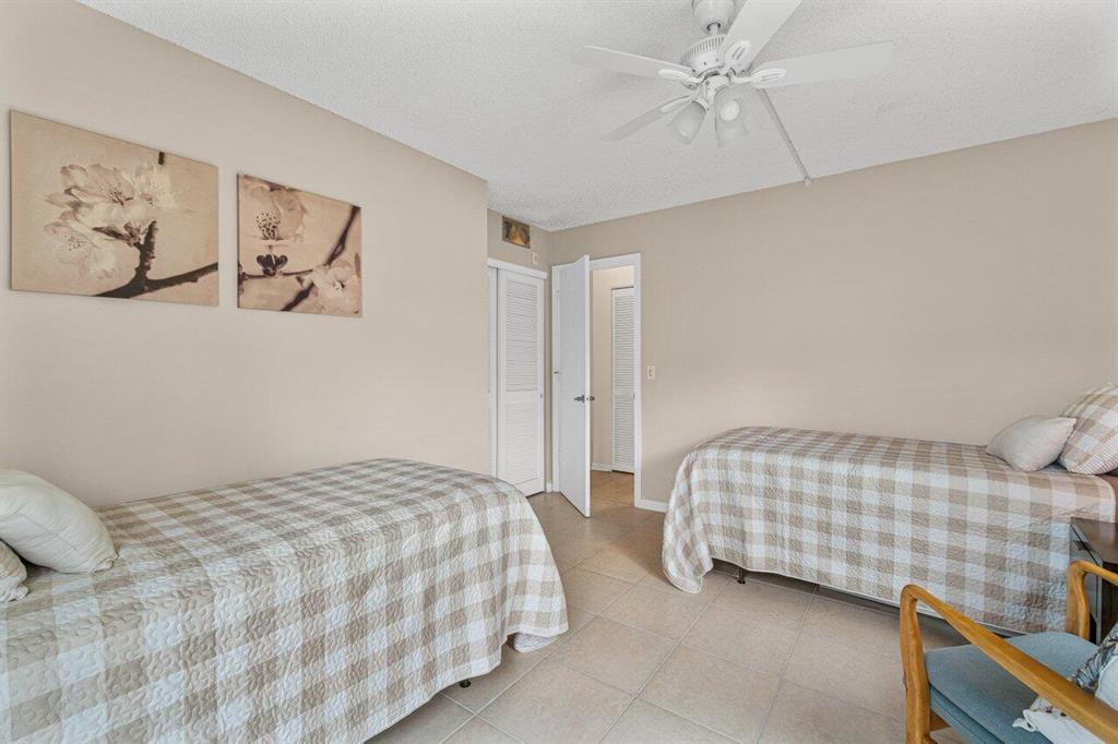 BANYAN SPRINGS - Residential