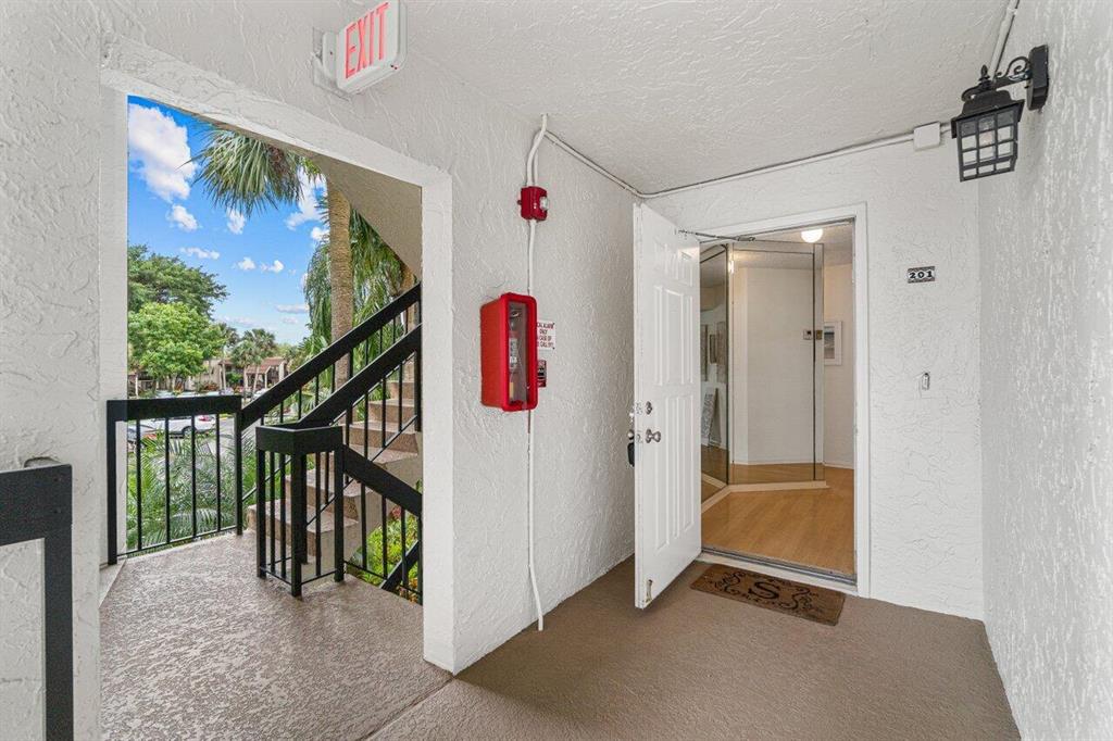 BANYAN SPRINGS - Residential