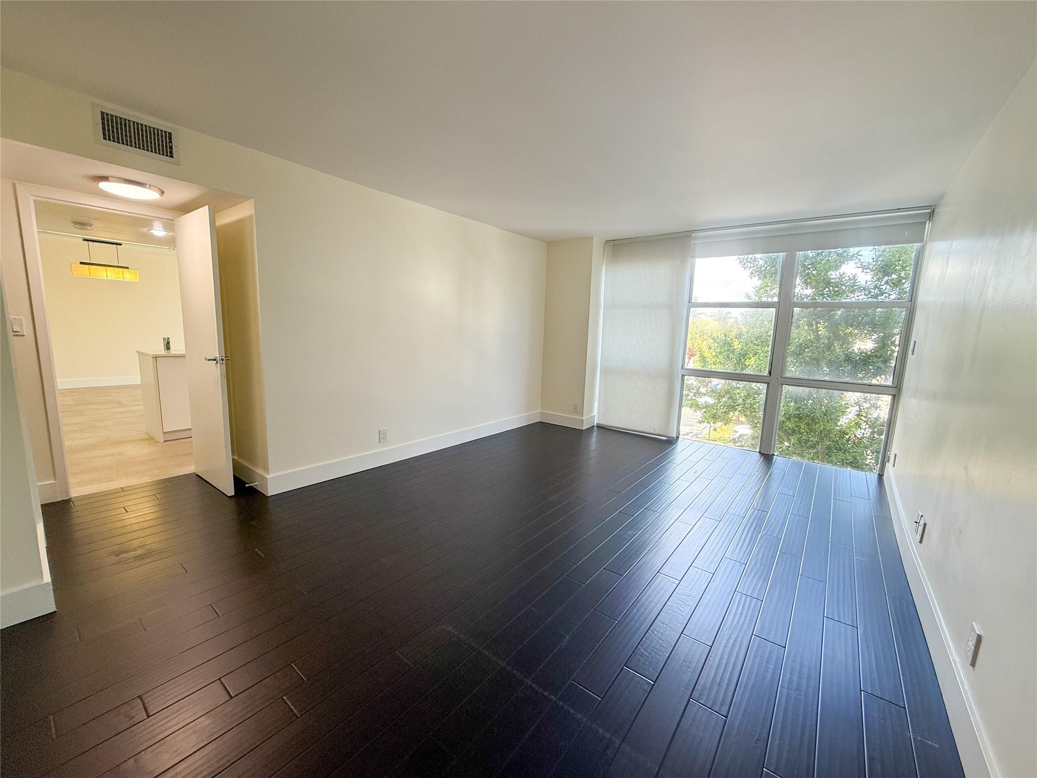 Oceanview Park Condo - Residential