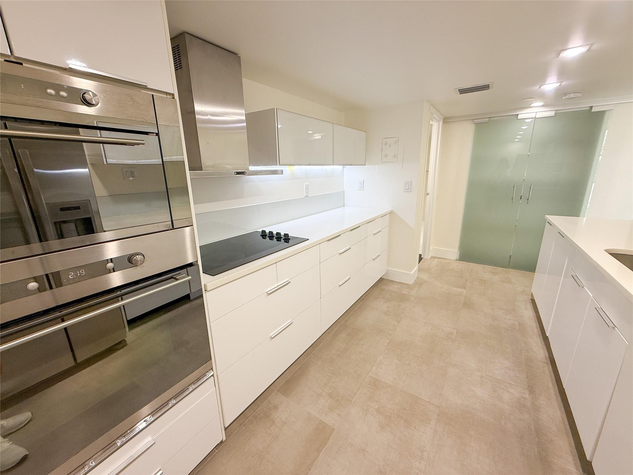 Oceanview Park Condo - Residential