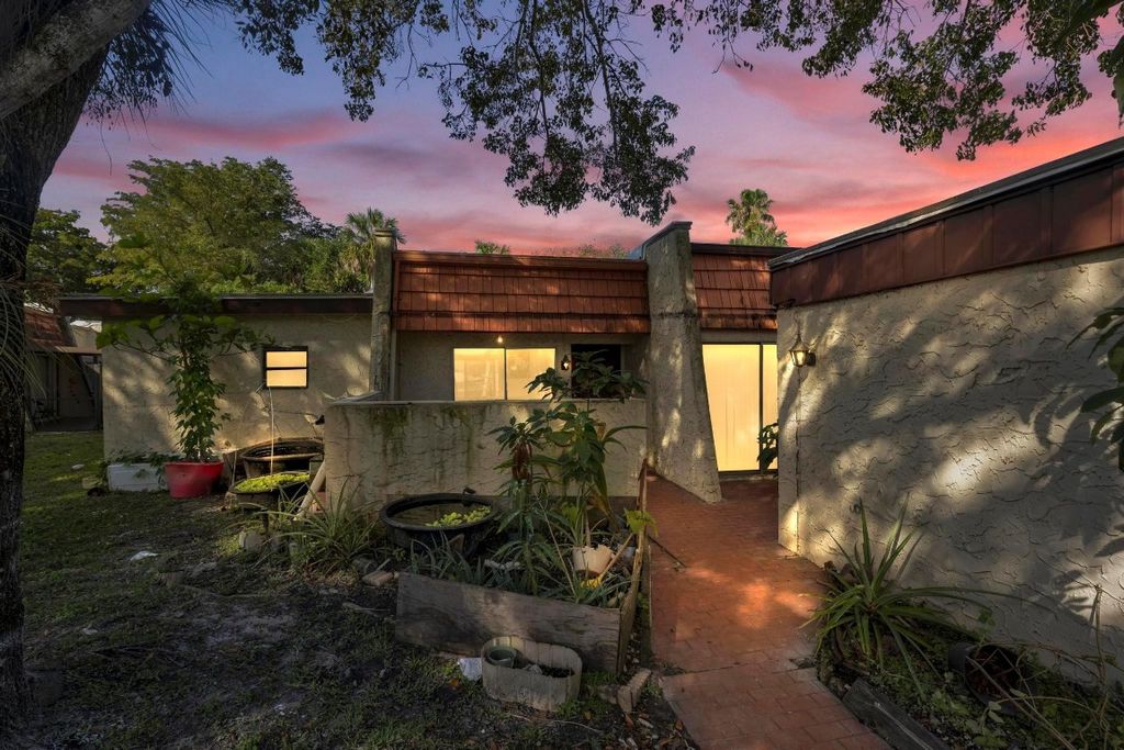 Photo of 6541 NW 99th Avenue #A19, Tamarac, FL 33321 (MLS # F10428133)