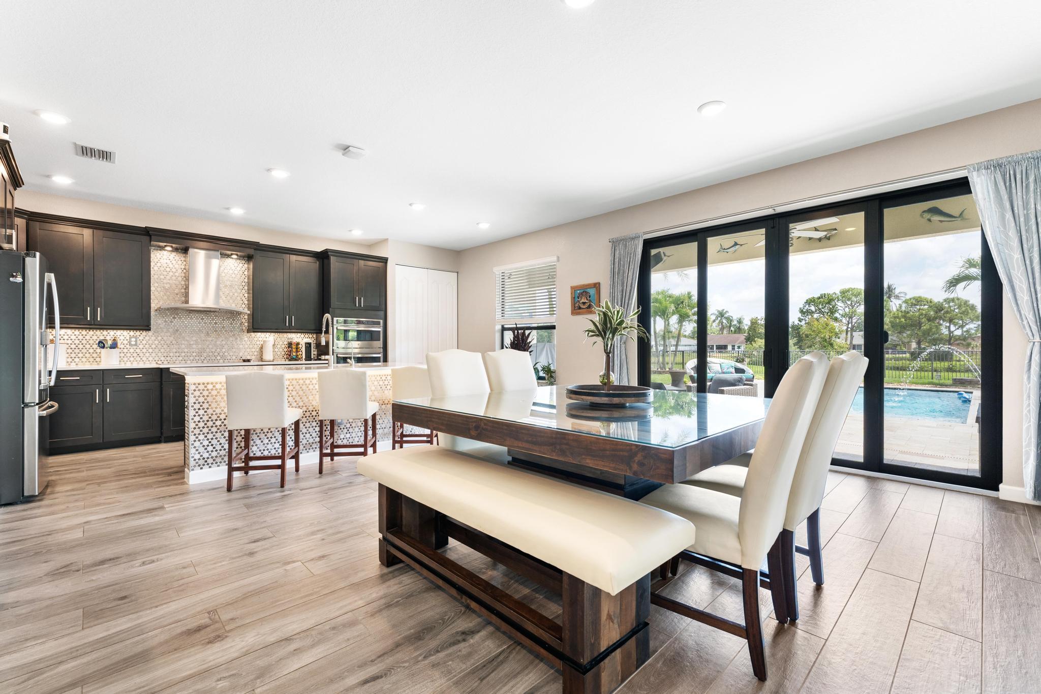 CRESTWOOD NORTH - Residential