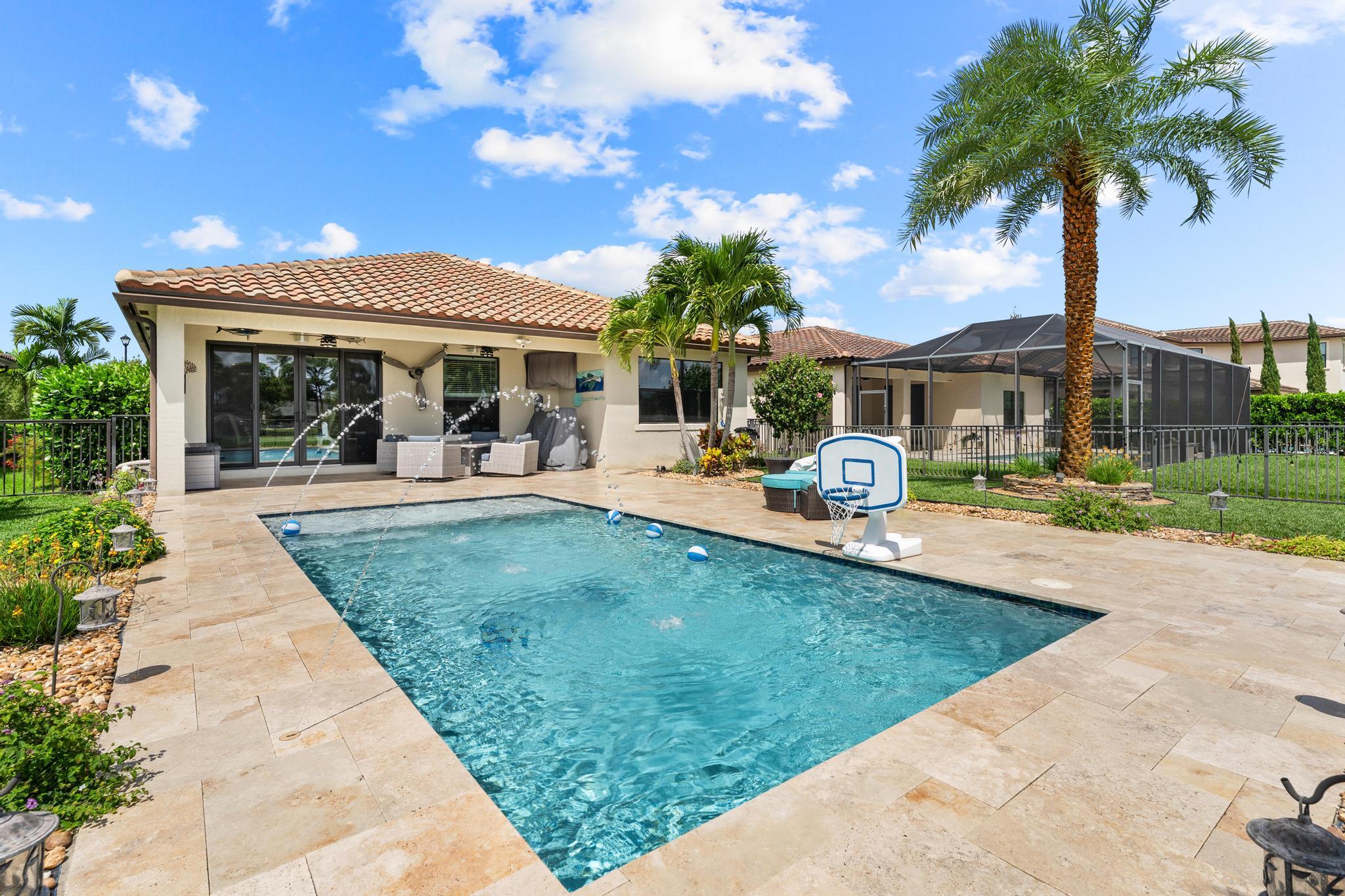 CRESTWOOD NORTH - Residential