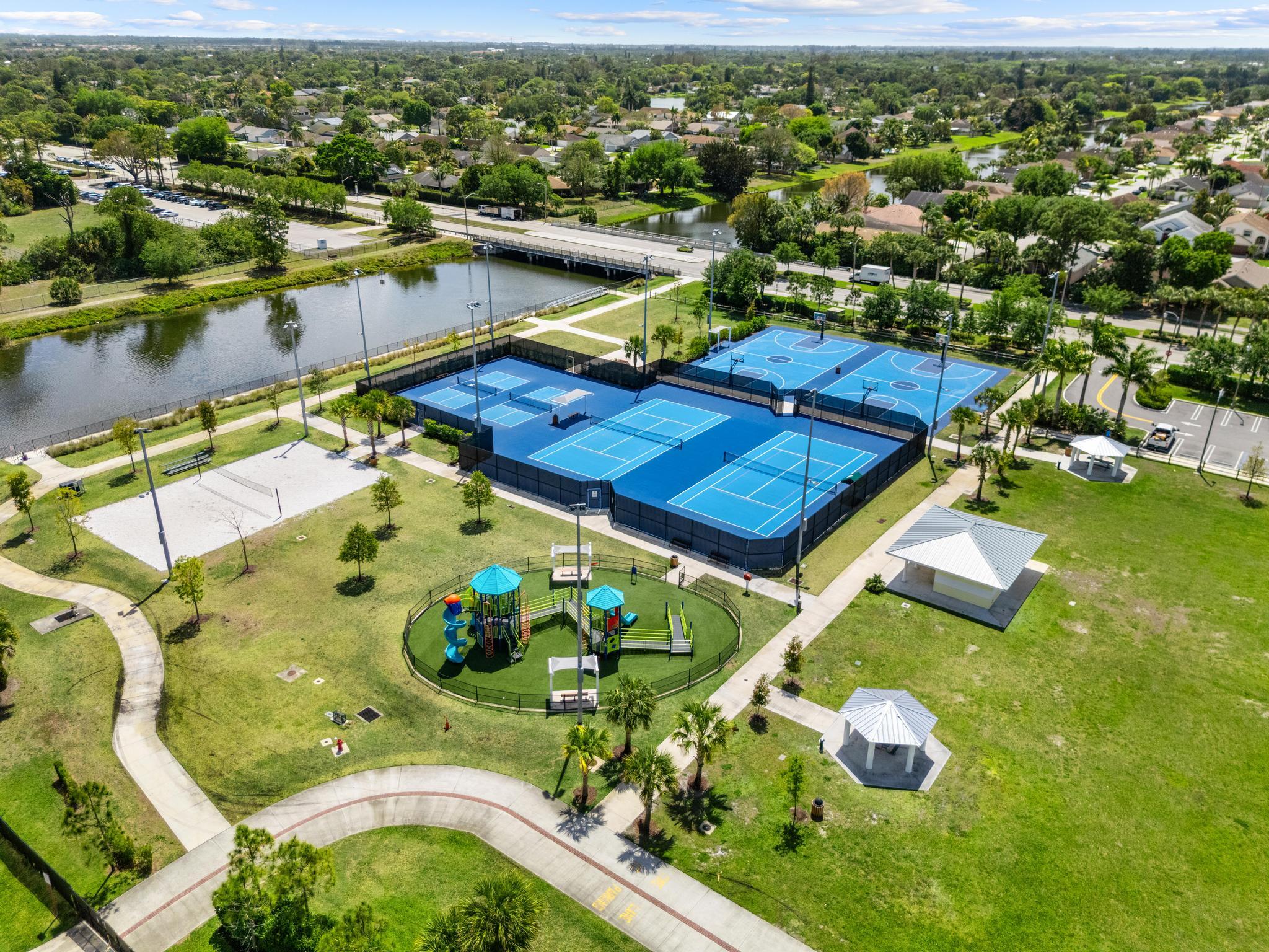 CRESTWOOD NORTH - Residential