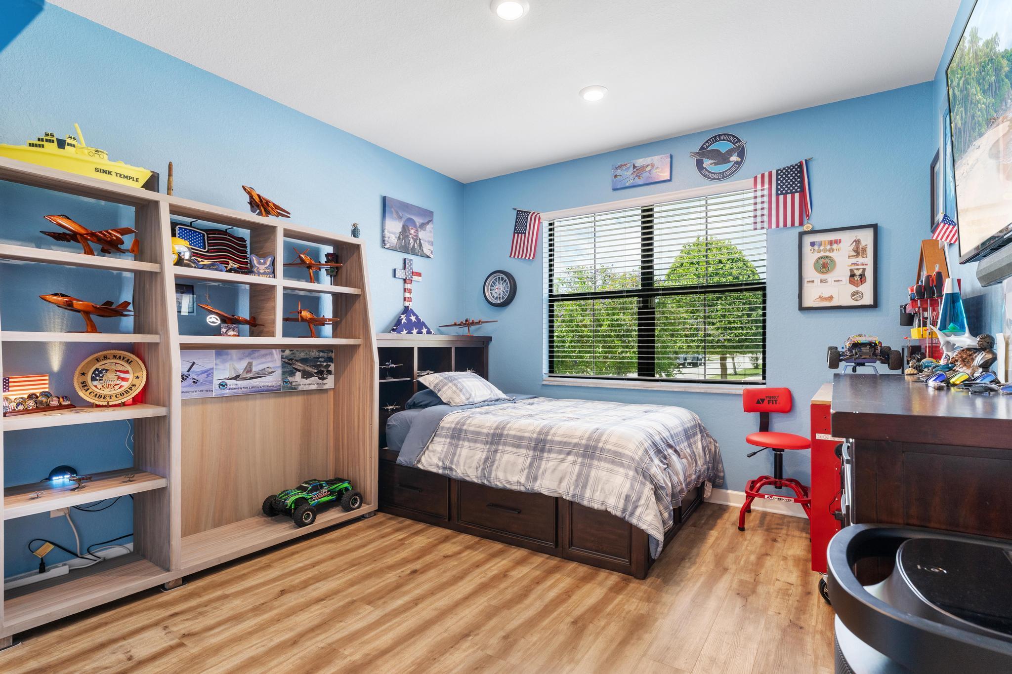 CRESTWOOD NORTH - Residential