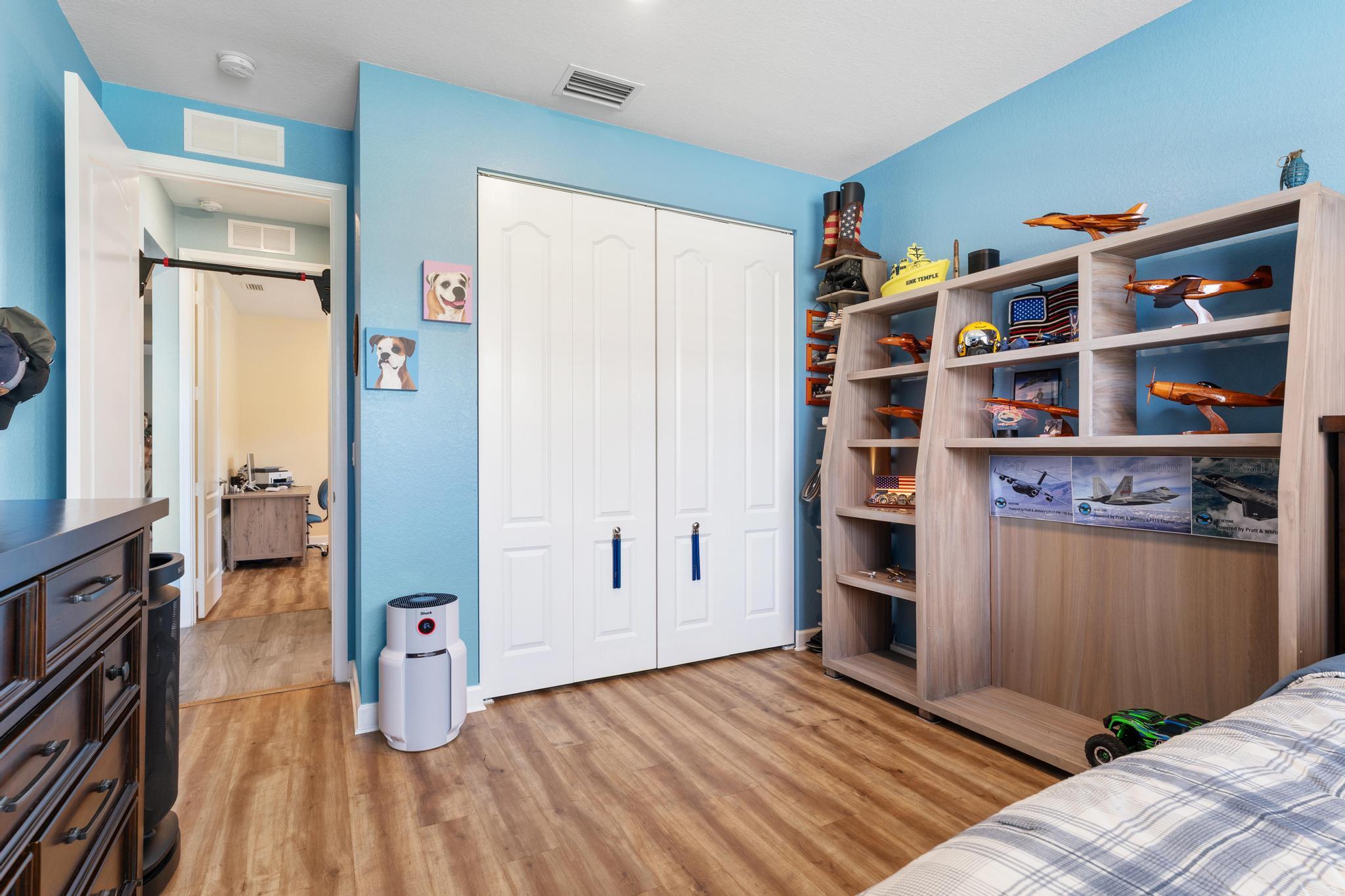 CRESTWOOD NORTH - Residential