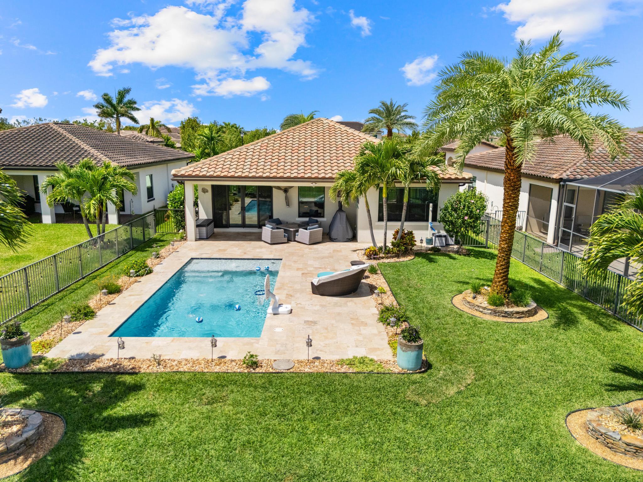 CRESTWOOD NORTH - Residential