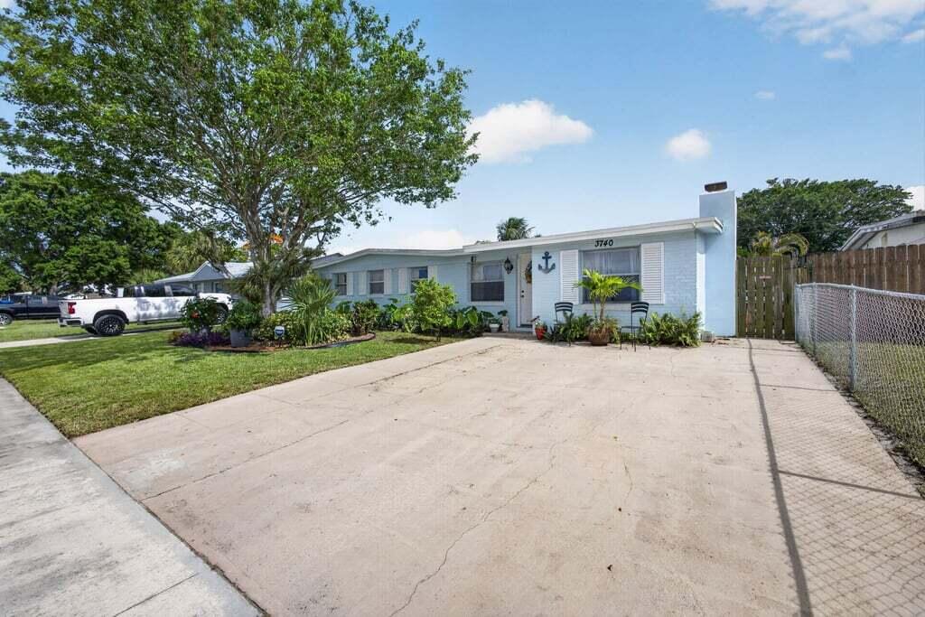 3740 Dunes Road