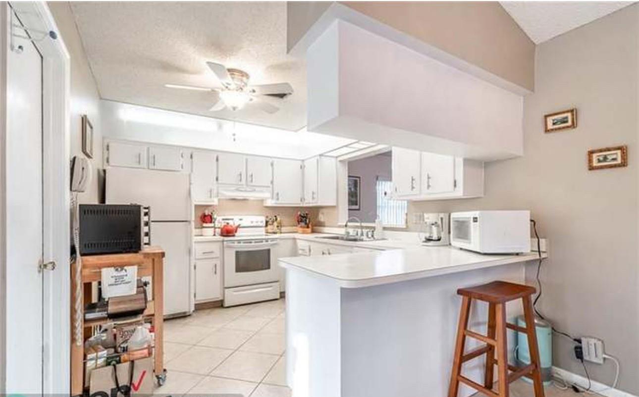 1320 SW 82nd Ter