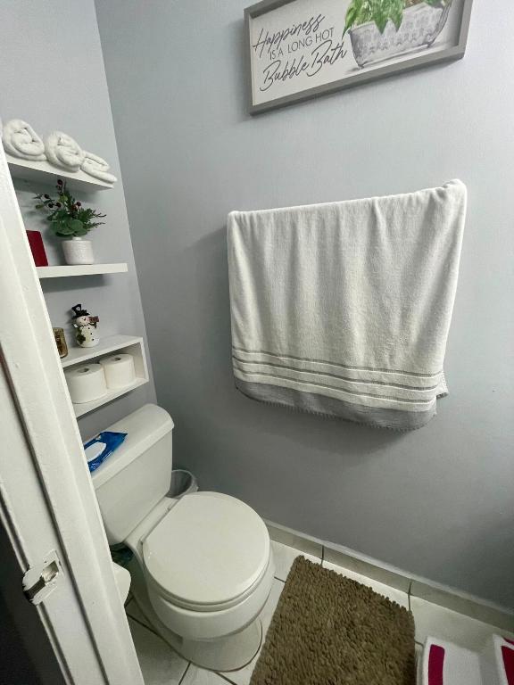 MANGO HILL CONDO NO 2 - Residential Lease