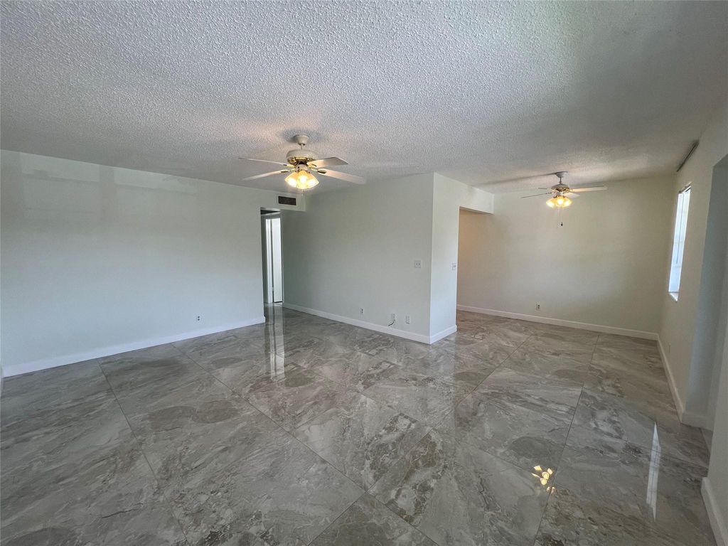 Photo of 187 Markham I #187, Deerfield Beach, FL 33442 (MLS # F10497545)