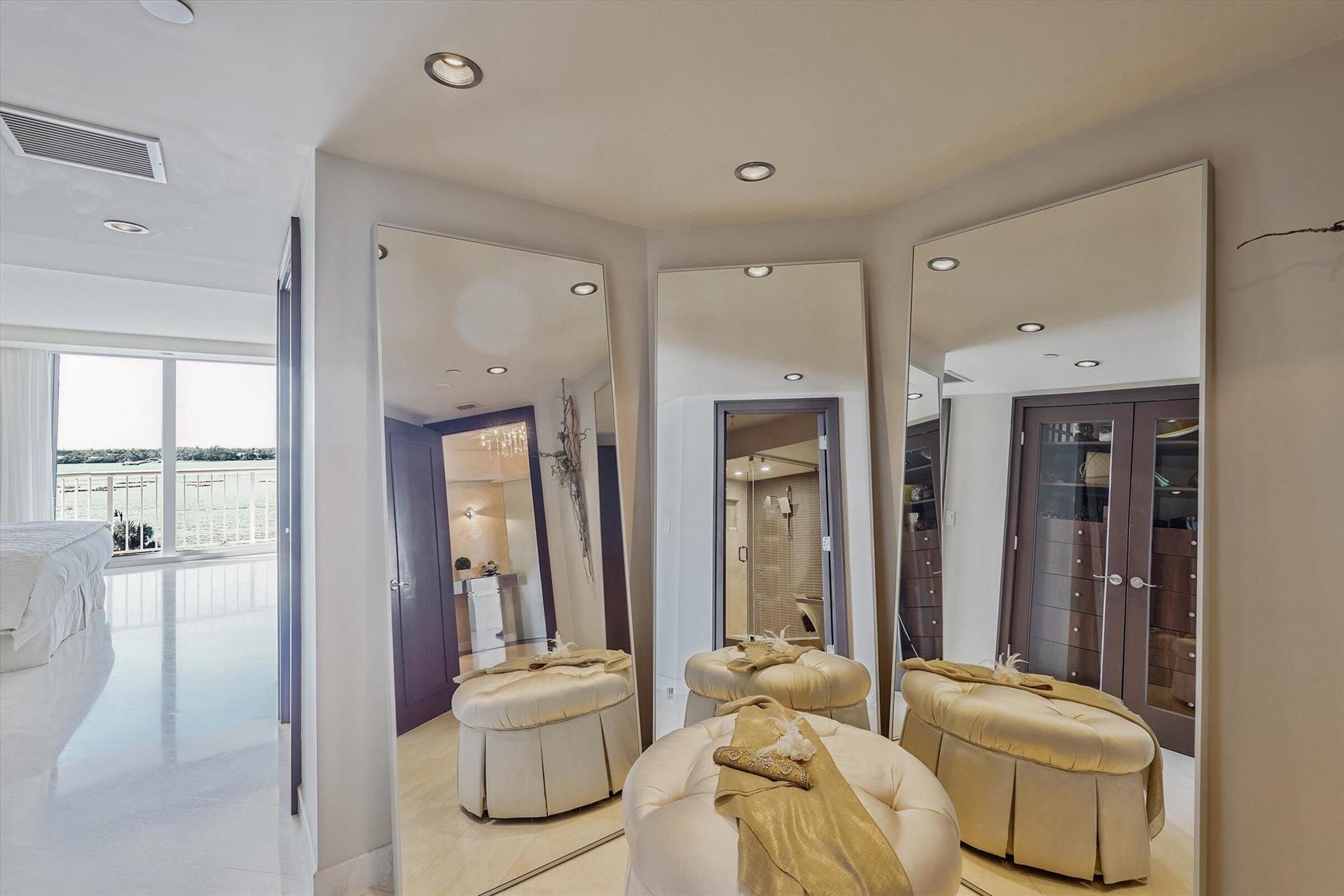 THE ENCLAVE - Residential