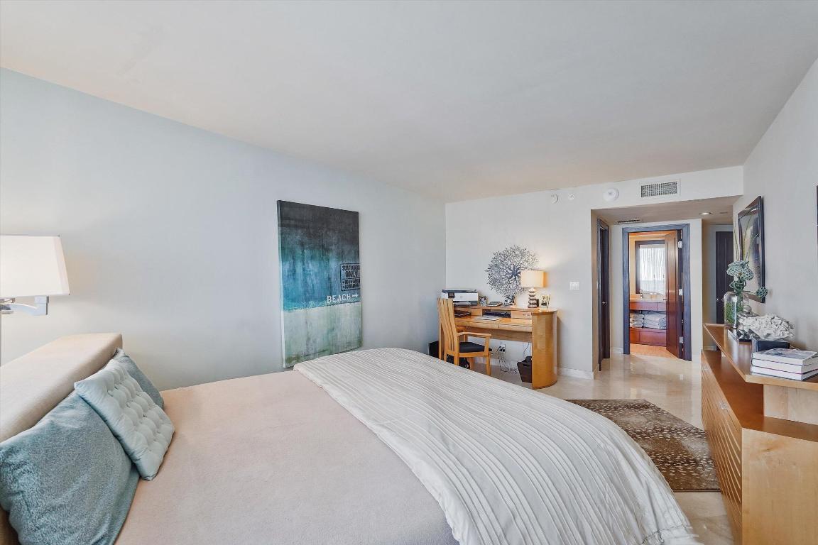 THE ENCLAVE - Residential