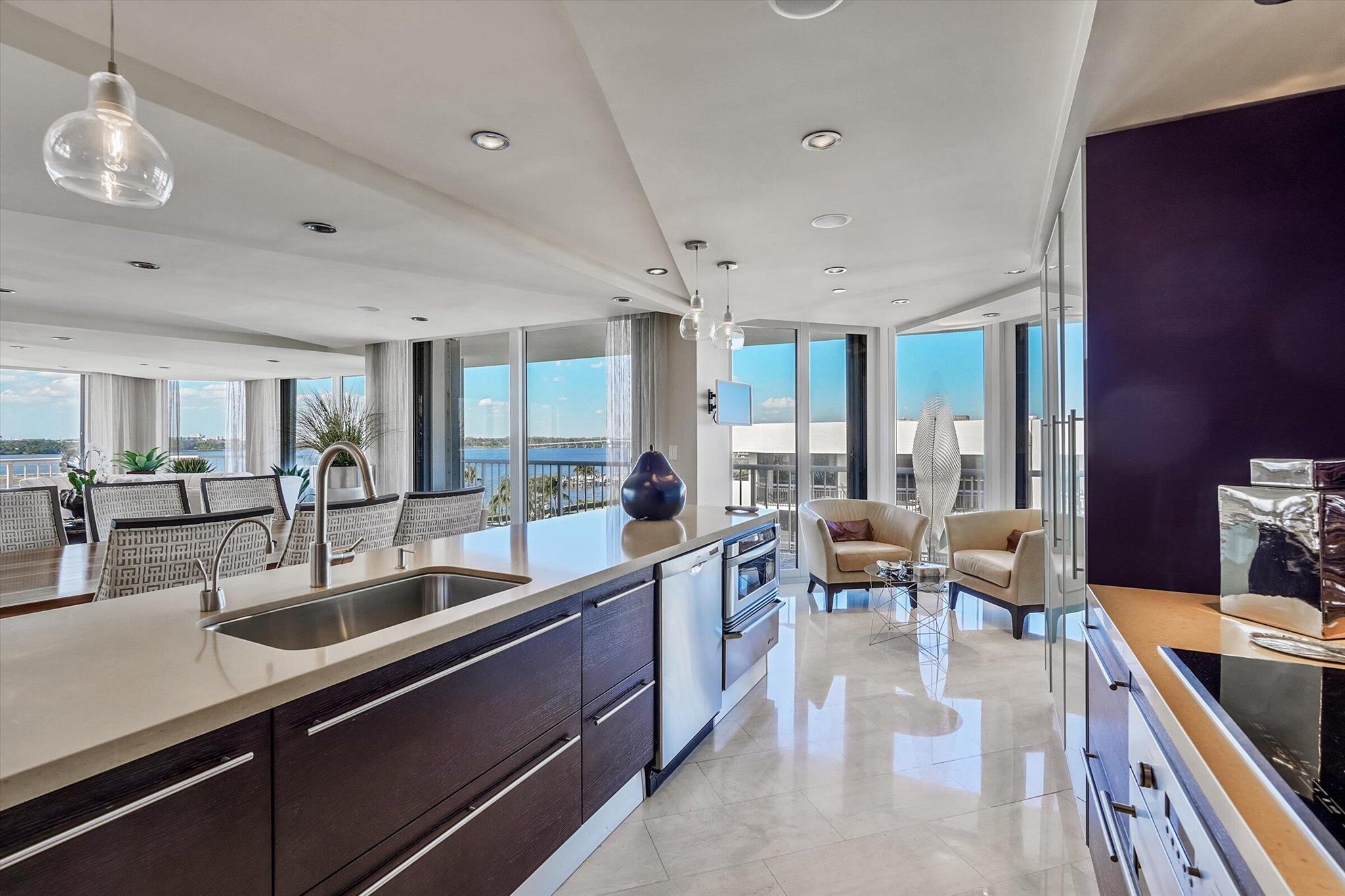 THE ENCLAVE - Residential