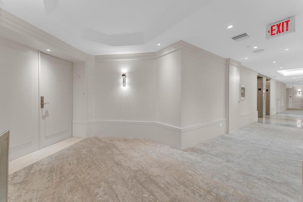 THE ENCLAVE - Residential