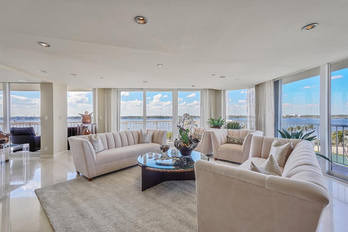 THE ENCLAVE - Residential