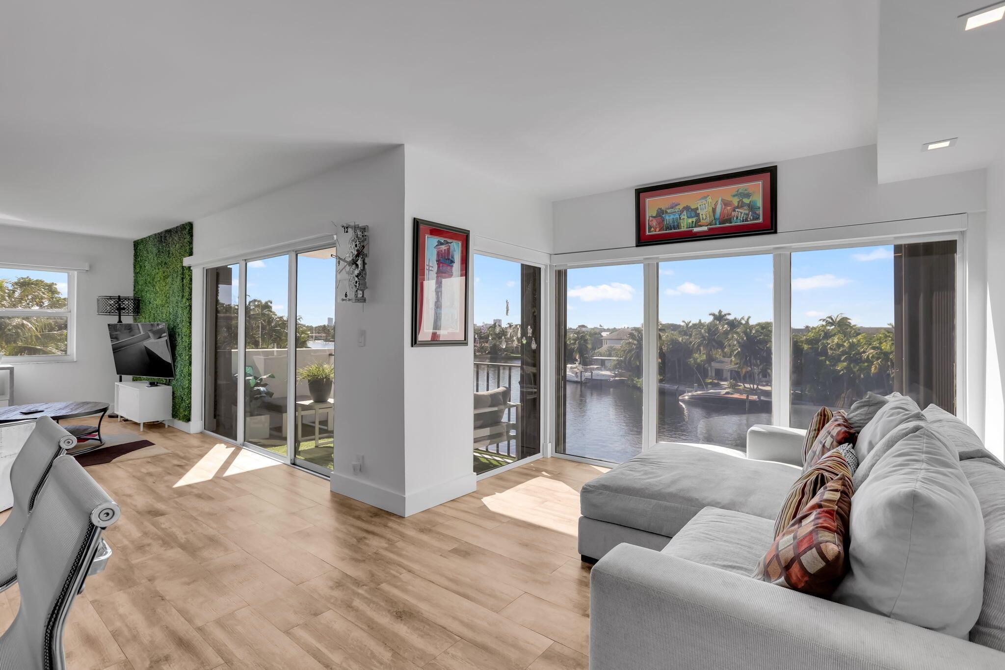 1839 Middle River Drive 303