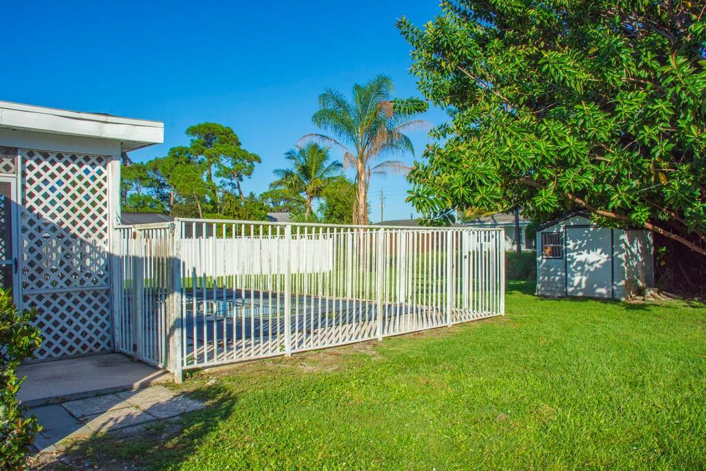 PORT ST LUCIE SECTION 10 - Residential