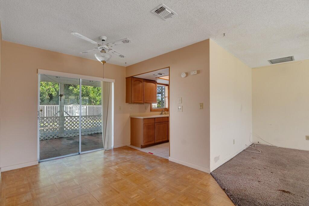 PORT ST LUCIE SECTION 10 - Residential