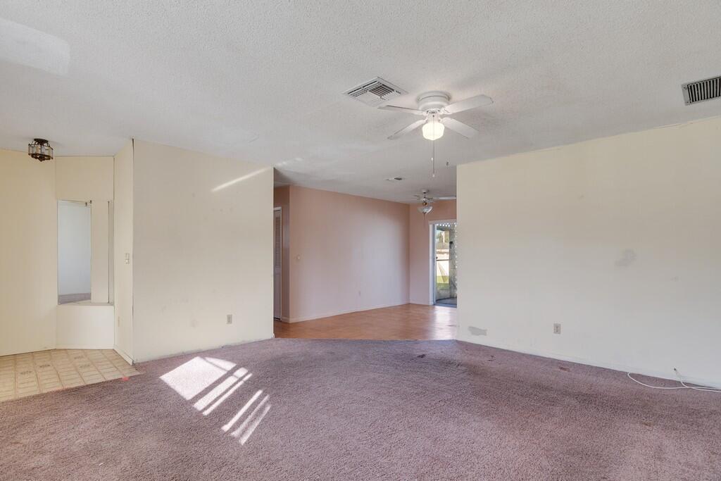 PORT ST LUCIE SECTION 10 - Residential