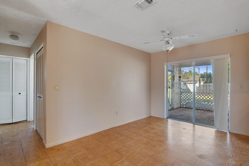 PORT ST LUCIE SECTION 10 - Residential