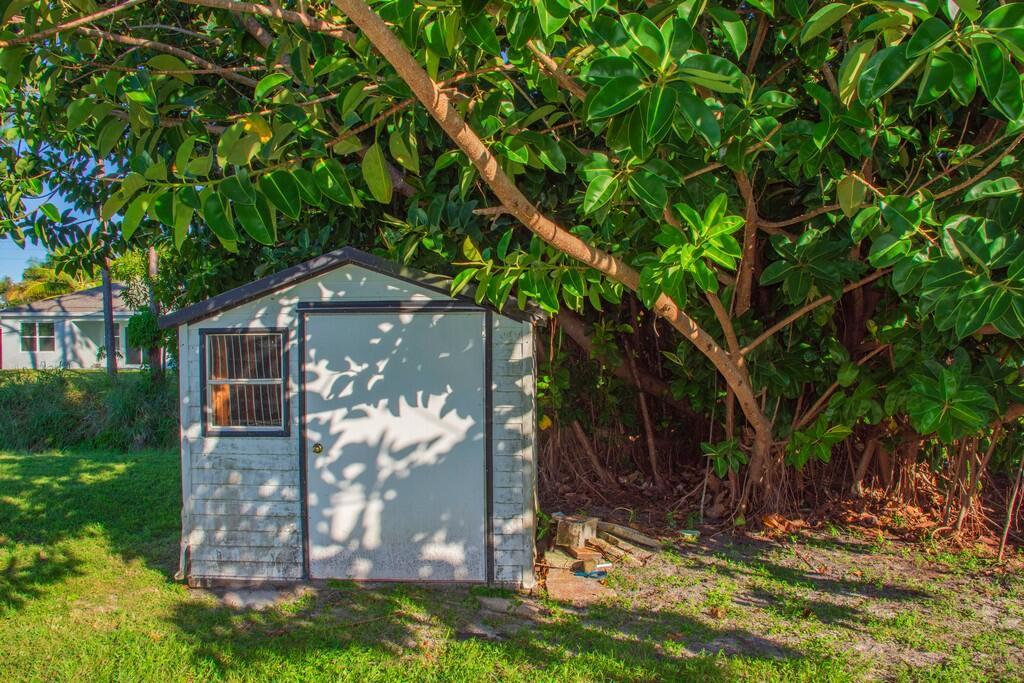 PORT ST LUCIE SECTION 10 - Residential