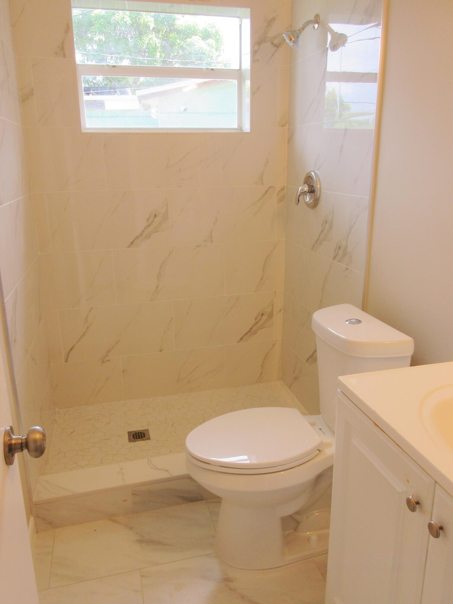 ORIOLE ESTATES SEC 3 - Residential