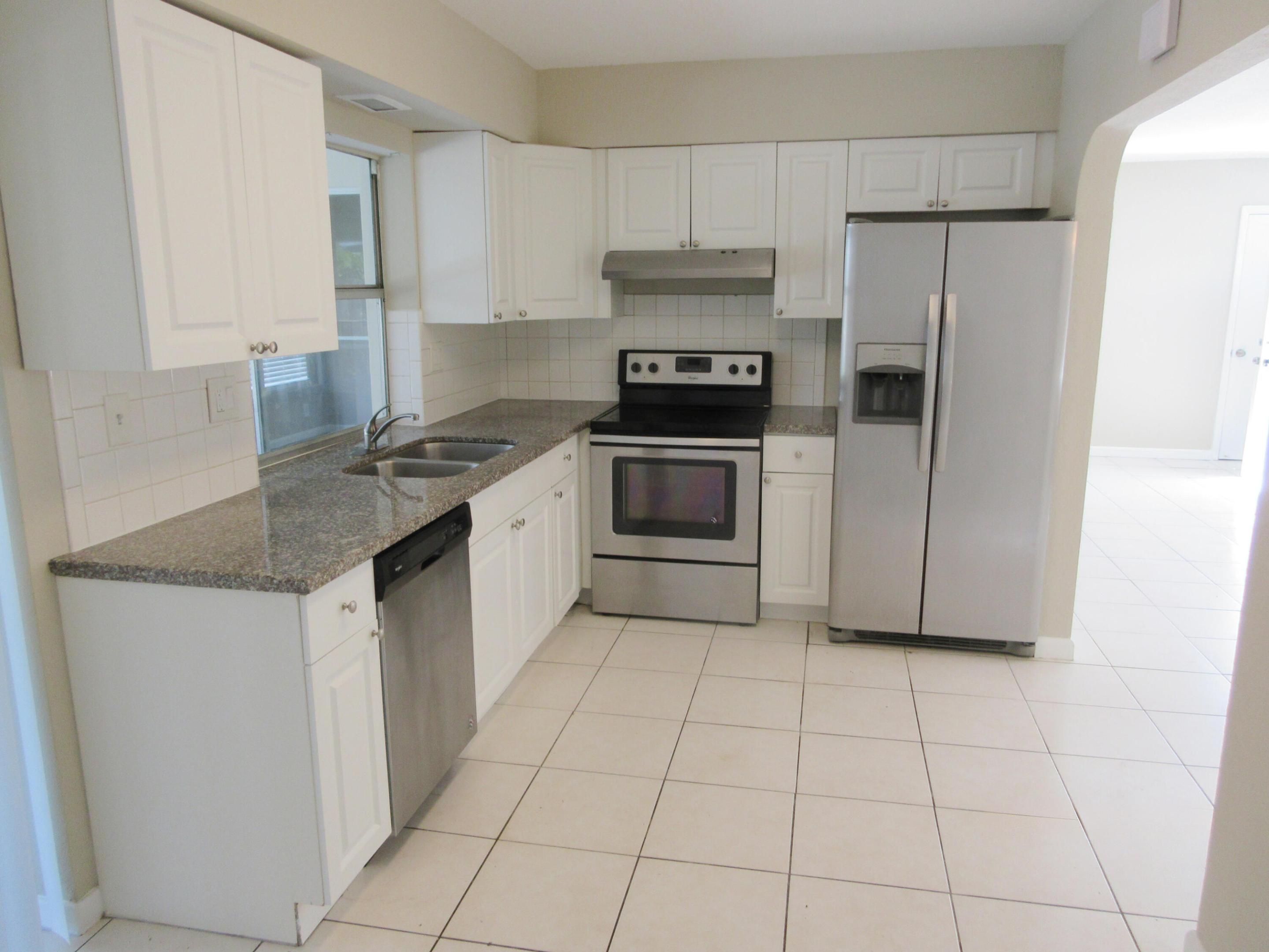 ORIOLE ESTATES SEC 3 - Residential