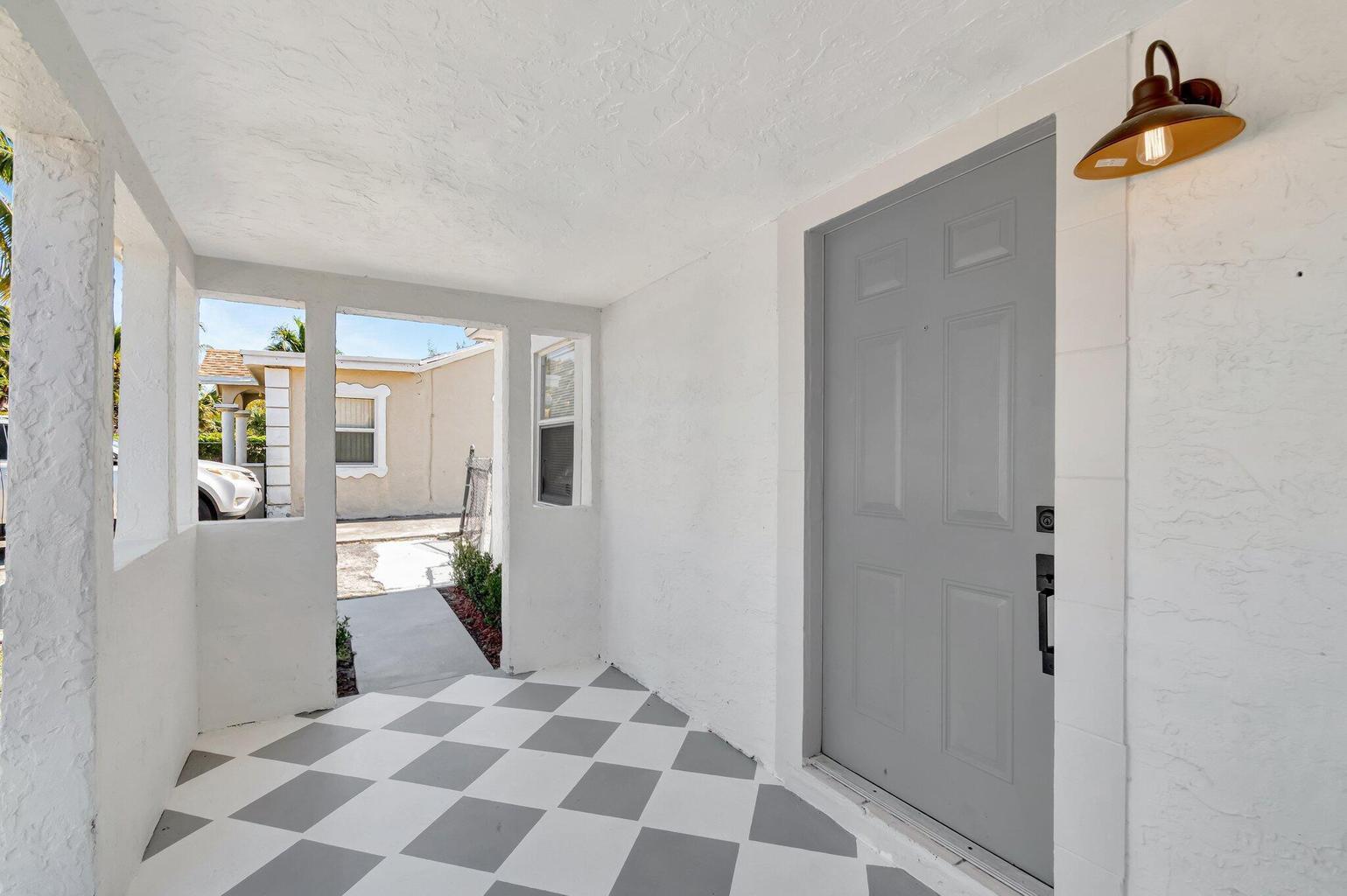 950 29TH Street