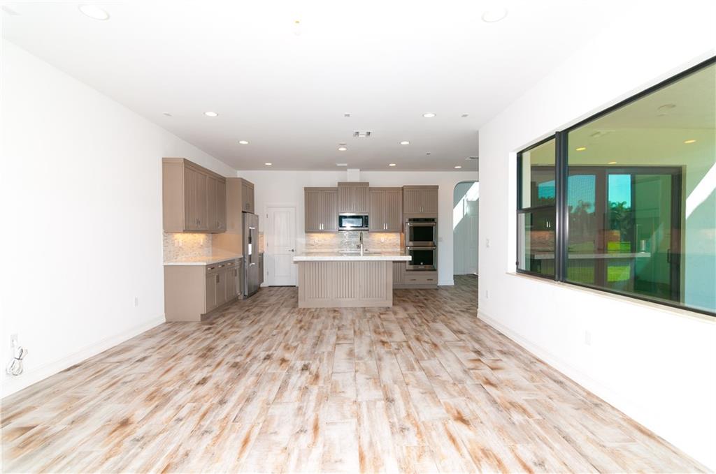 Pembroke Lakes South 119- - Residential
