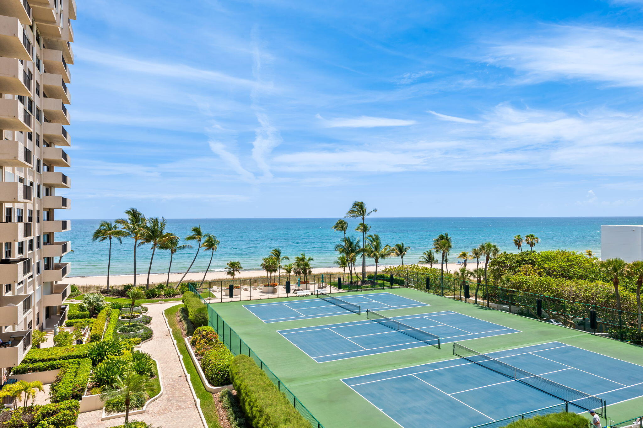 SEA RANCH CLUB CONDO - Residential Lease