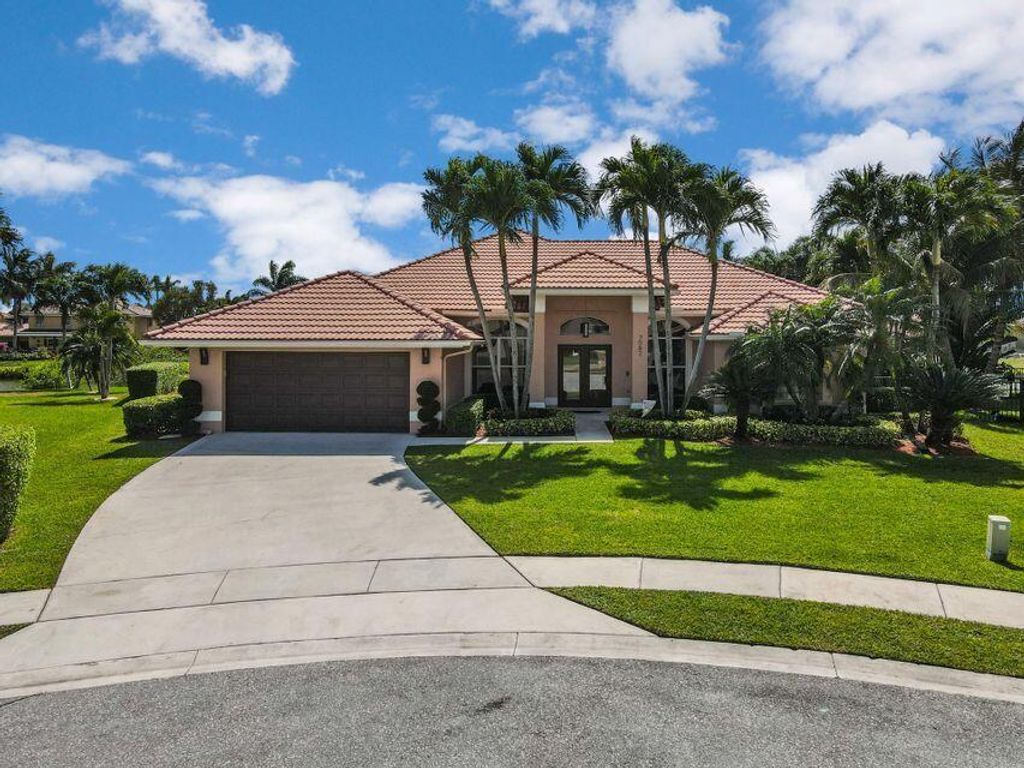 Photo of 7082 Thunder Bay Drive Dr, Lake Worth Beach, FL 33467 (MLS # R10762297)