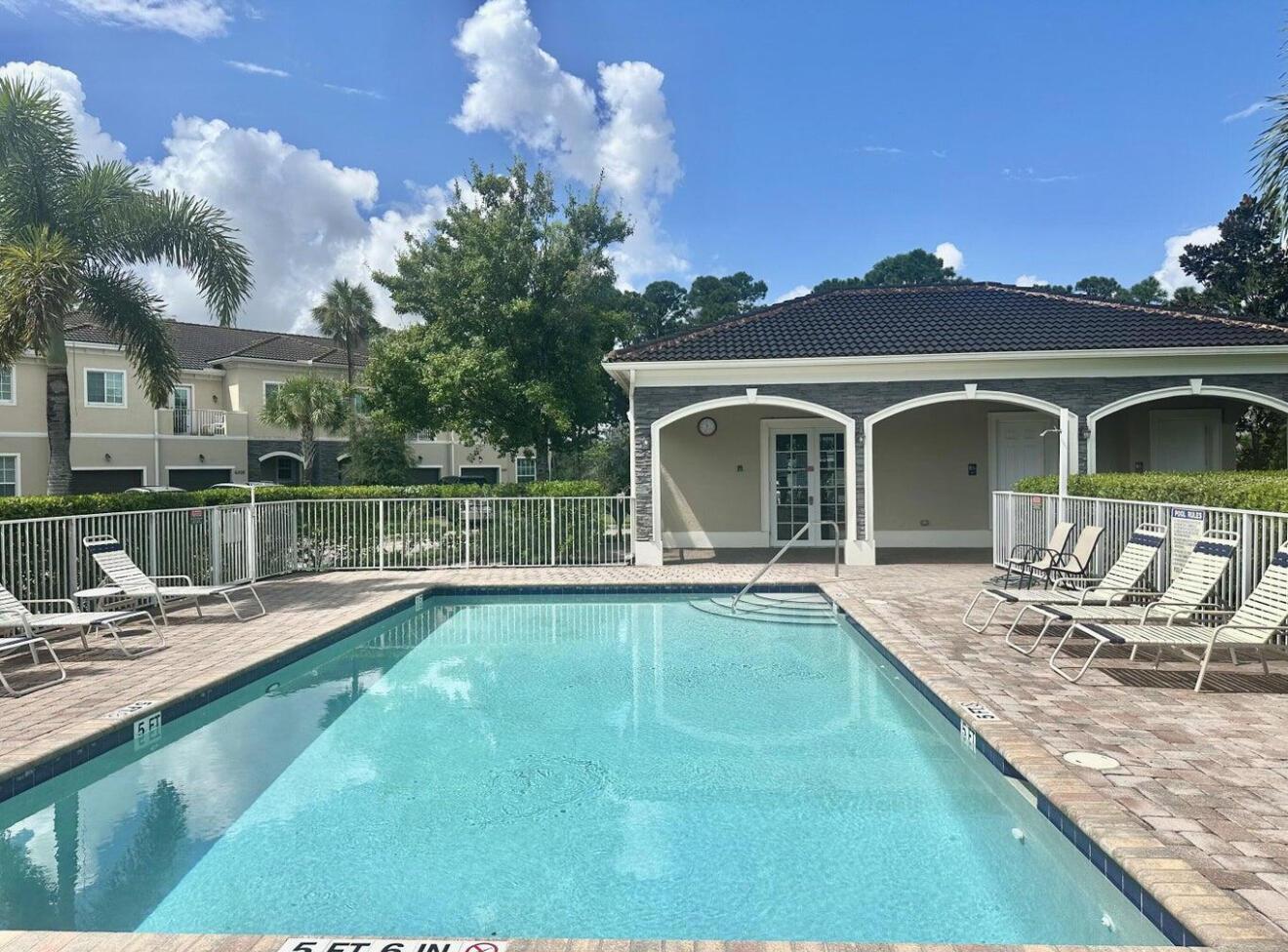 HERITAGE ENCLAVE - Residential Lease