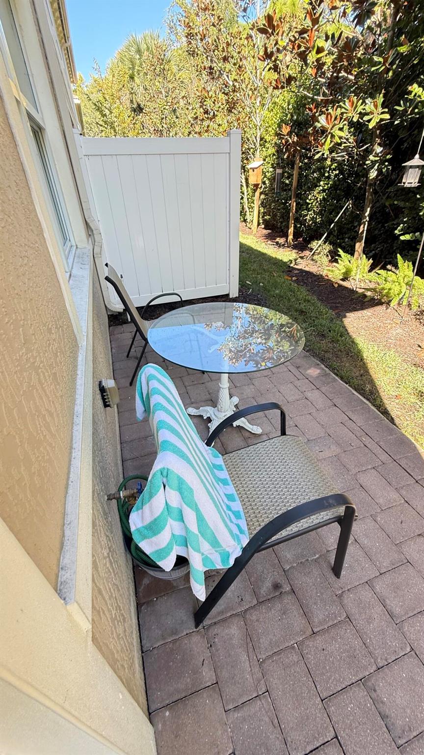 HERITAGE ENCLAVE - Residential Lease