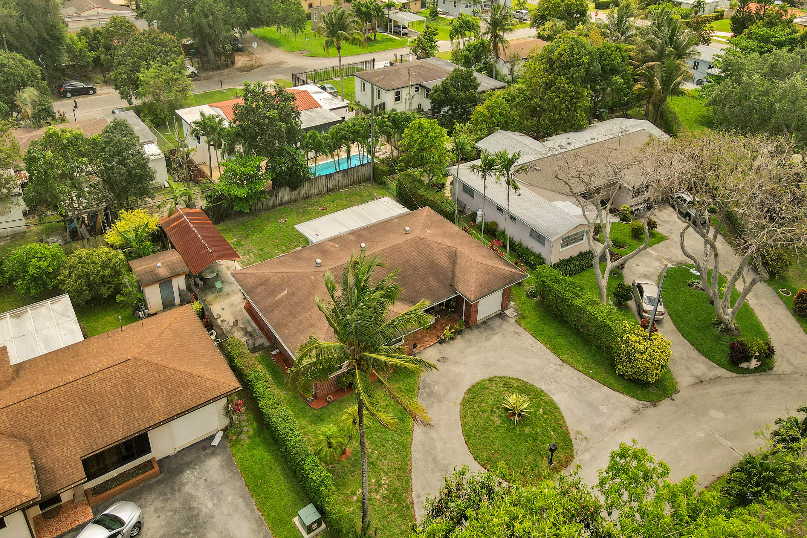 Biscayne Lake View - Residential