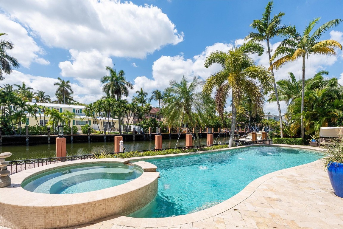 441 Royal Plaza Drive