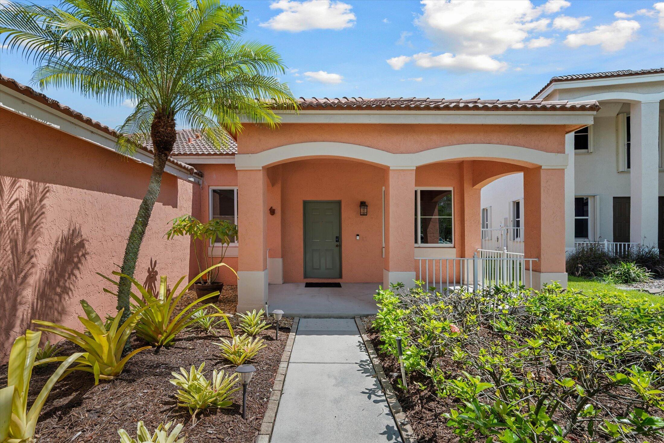 886 SUNFLOWER Circle