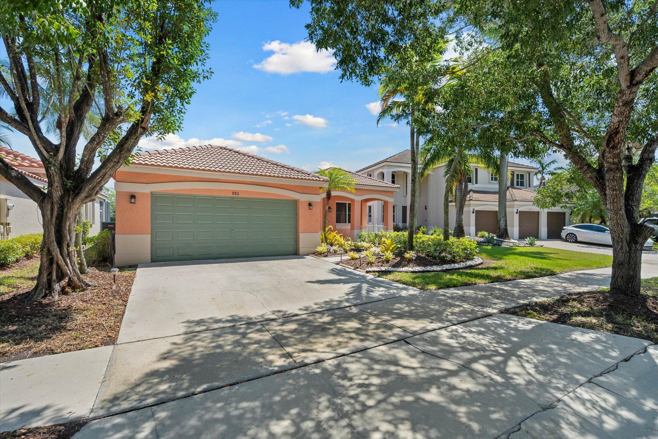 886 SUNFLOWER Circle