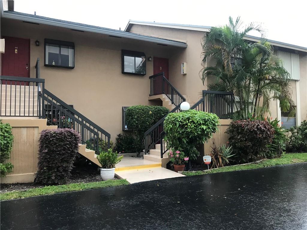 Rivertown Manor - Residential