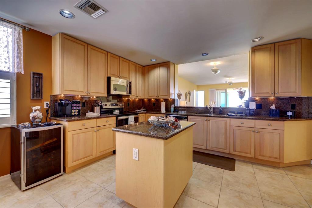 OCEAN VILLAGE - Residential