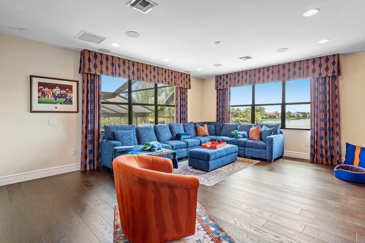 Seven Bridges - Residential