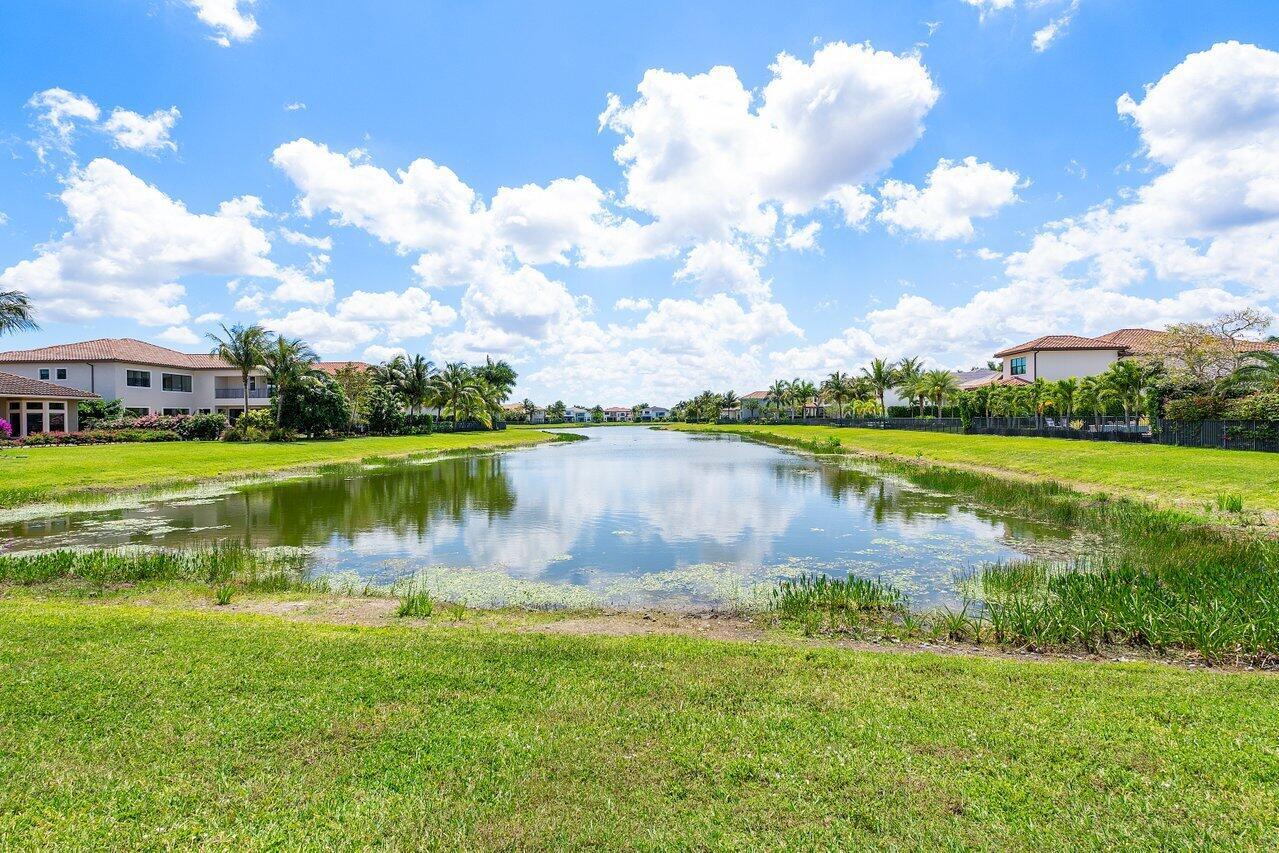 Seven Bridges - Residential