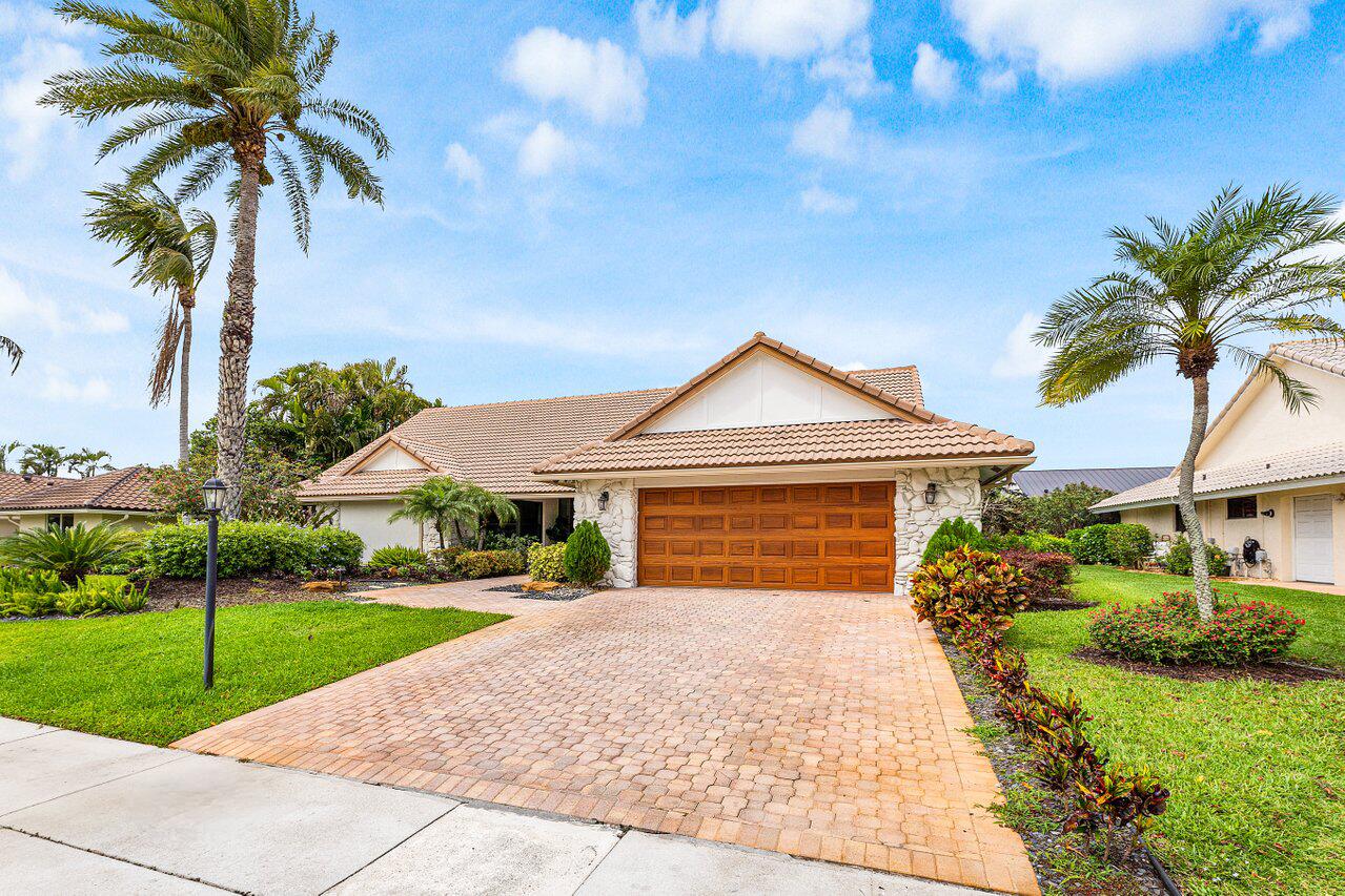 4382 White Cedar Lane