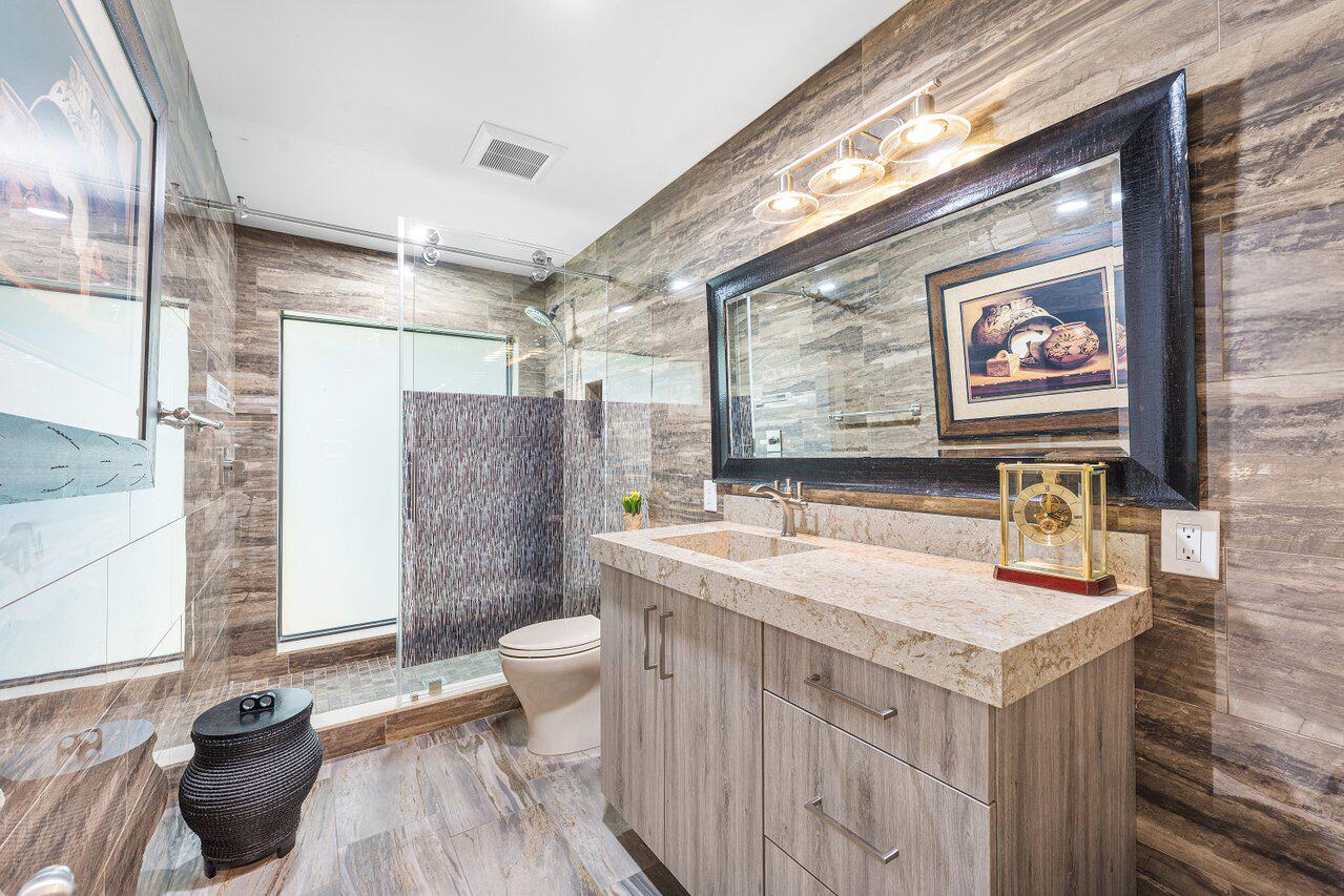 Delaire Country Club - Residential