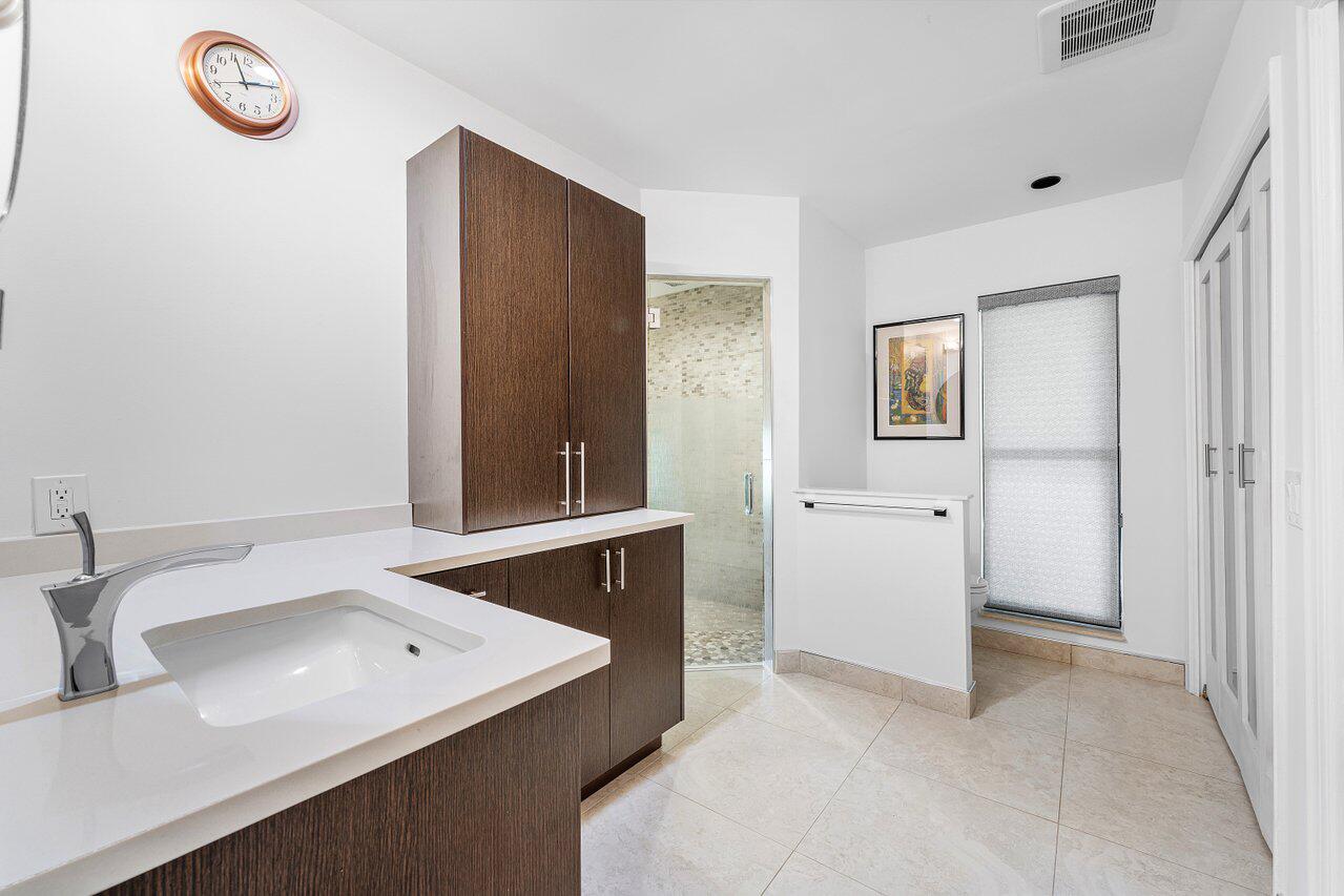 Delaire Country Club - Residential