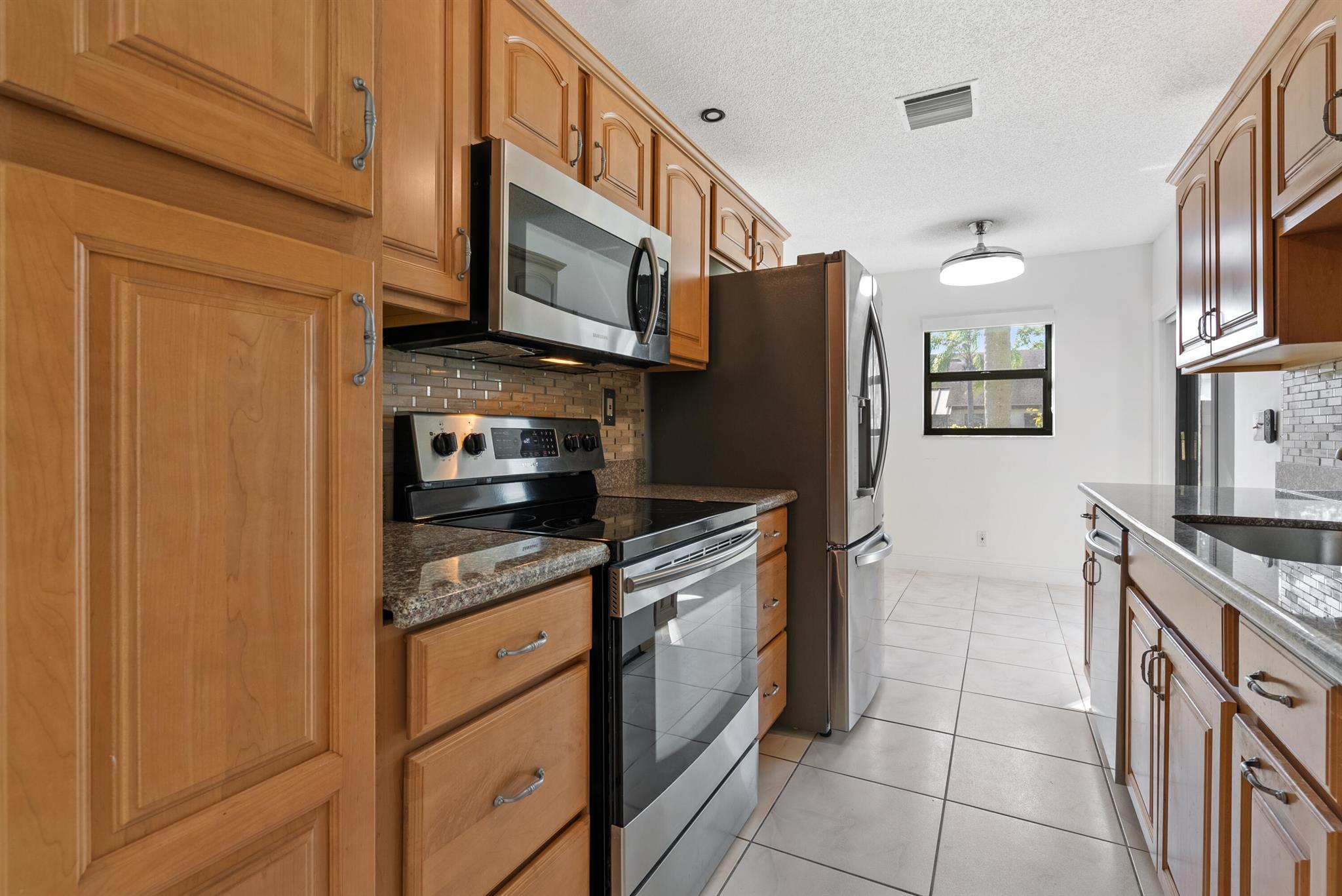 HIGH POINT OF DELRAY WEST - Residential Lease