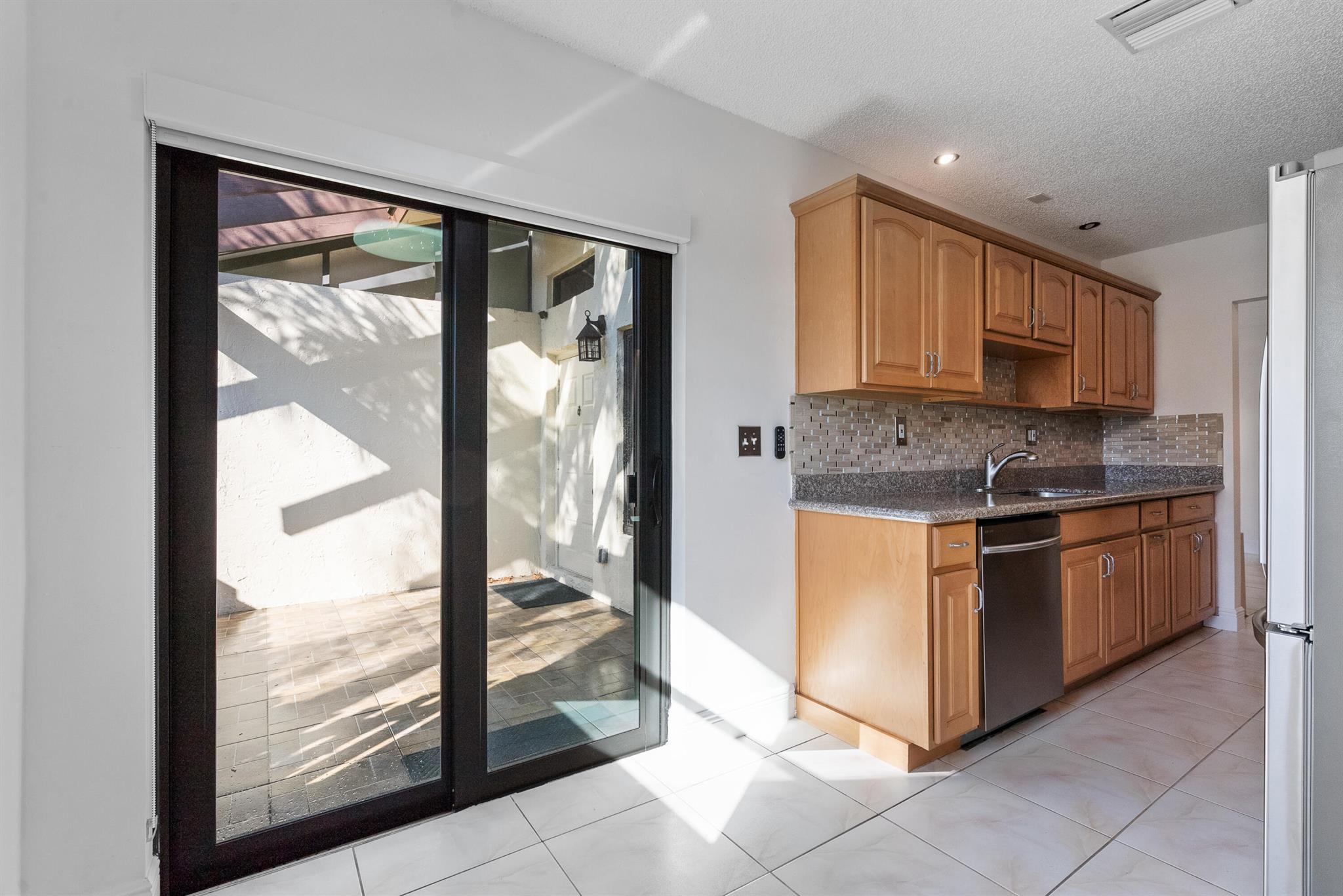 HIGH POINT OF DELRAY WEST - Residential Lease